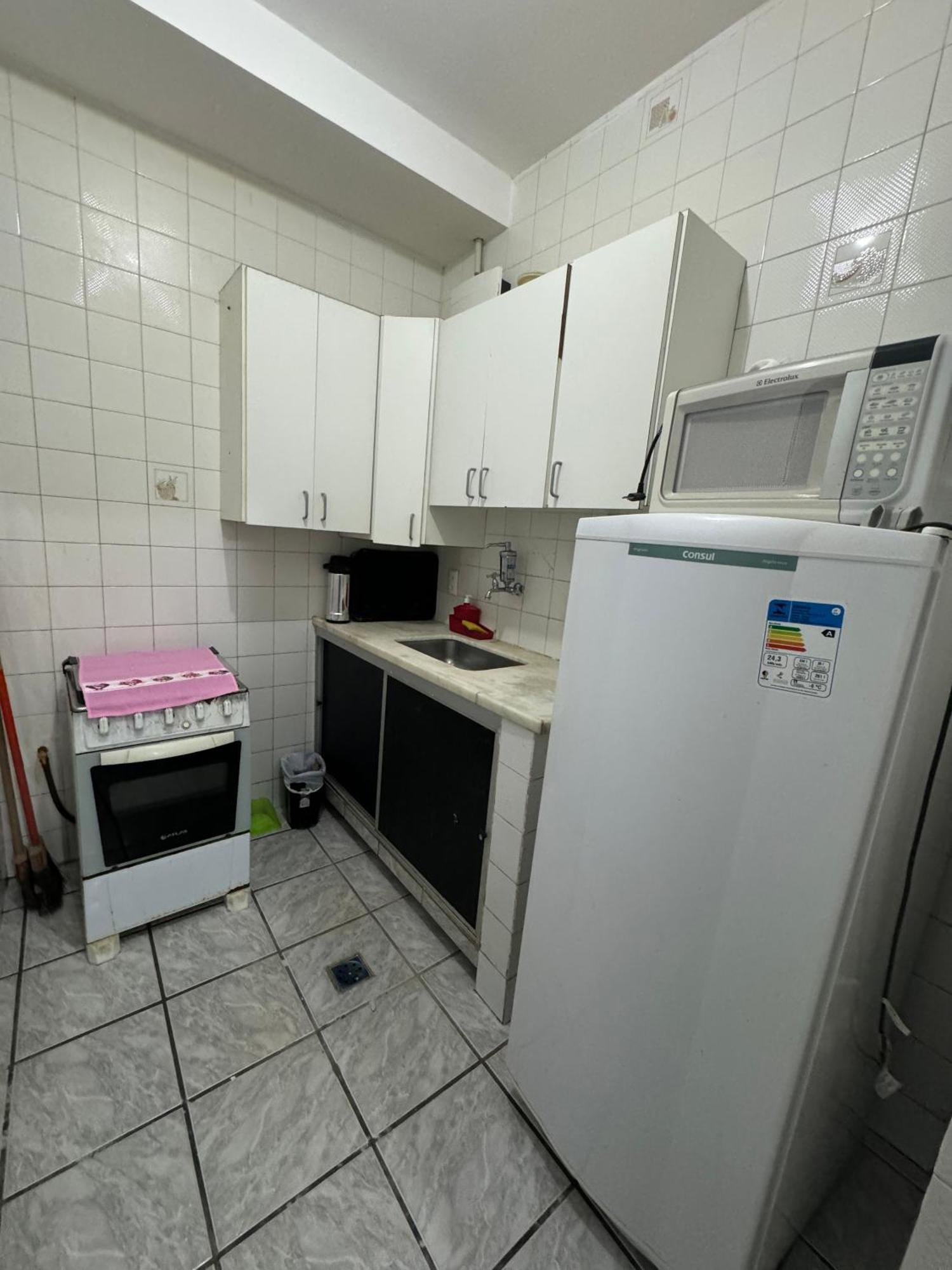 Apartamento Vista Mar 209 - 2 Quartos - Praia Do Morro - Predio Frente Mar - Varanda Com Vista Mar - Elevador - Atravessou A Avenida, Ja Esta Na Praia - Com Garagem - Internet Гуарапарі Екстер'єр фото